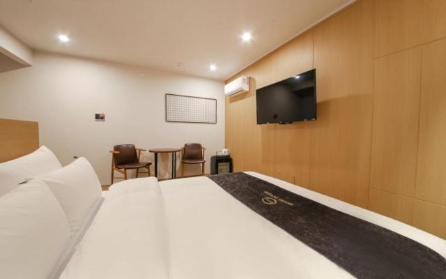 Gwangju Divine Hotel Gwangju Metropolitan City Pokoj fotografie