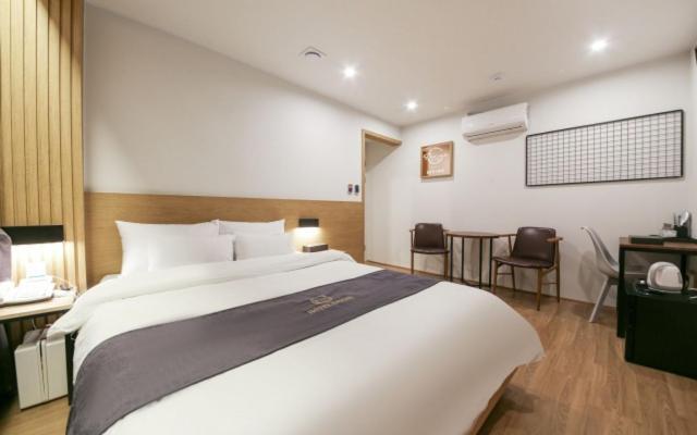 Gwangju Divine Hotel Gwangju Metropolitan City Pokoj fotografie